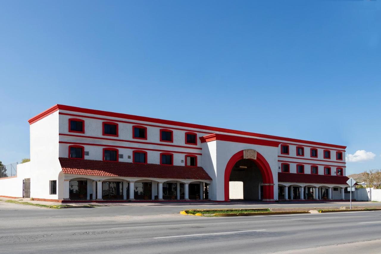Oyo Hotel Real Del Sur, Estadio Chihuahua Kültér fotó